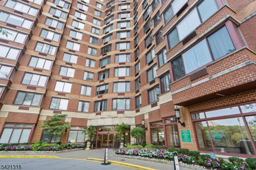 Spacious 2-bedroom, 2-bathroom residence offering 1,524 sq ft in a luxury high-rise with full-service amenities and on-site management. Residents enjoy access to an outdoor pool, fitness center, playroom, community lounge, library, BBQ area, valet parking, and a dedicated dog park. This unit includes two garage parking spaces and is ideally positioned in a quiet section of the building. Perfectly located for convenience, just moments from the George Washington Bridge, with easy access to public transportation, including nearby bus stops and ferry service. Surrounded by an array of shopping, dining, cafes, supermarkets, cinemas, and top-rated schools.