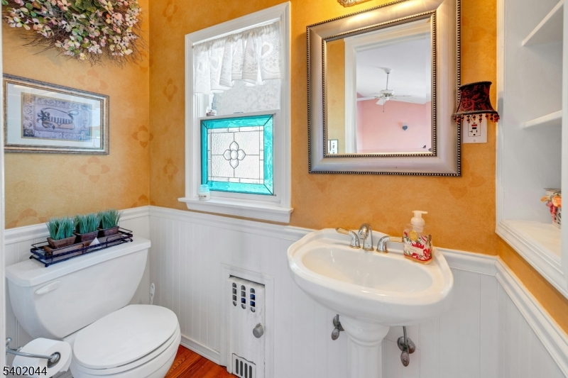 Oakview - Residential