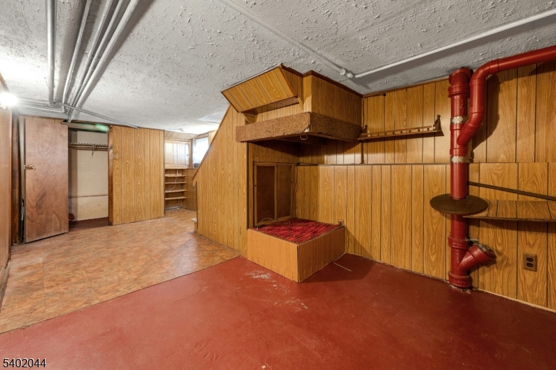 Oakview - Residential