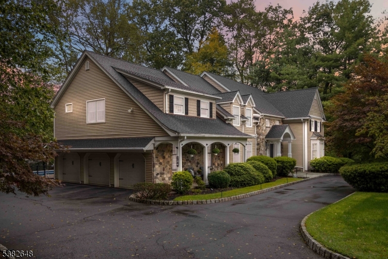 Summit Knolls - Residential