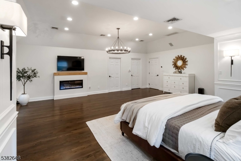 Summit Knolls - Residential