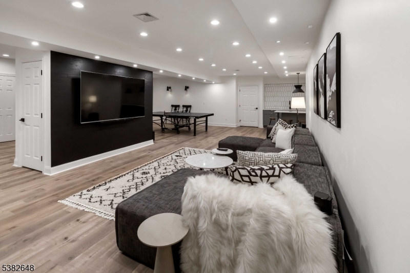 Summit Knolls - Residential