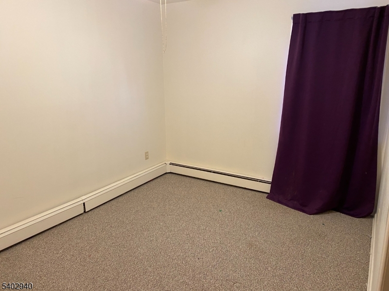 Flats - Residential Lease