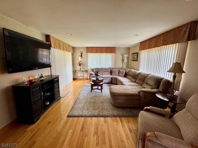 Milton Lakes - Residential