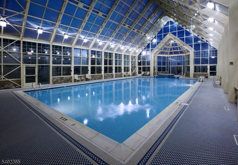 Four Seasons at Great Notch - Residential