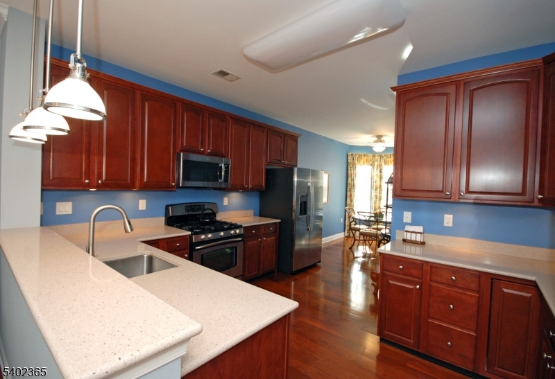 Four Seasons at Great Notch - Residential