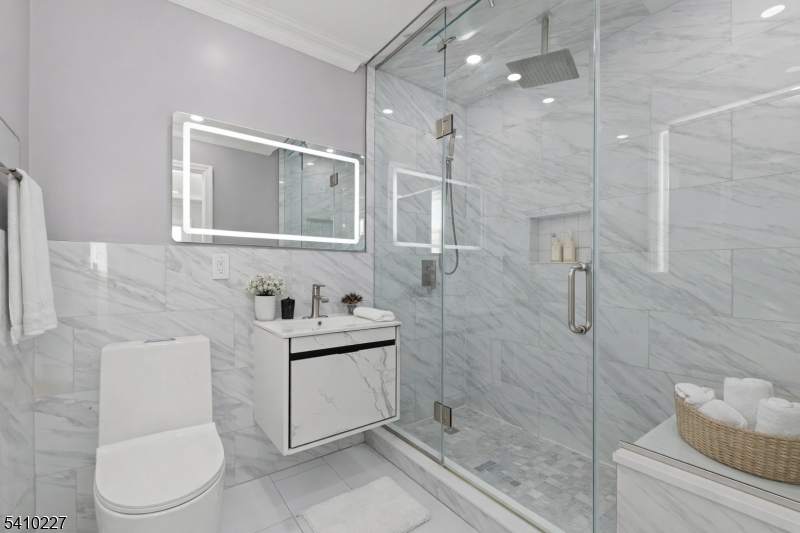 Deerfield - Residential Lease