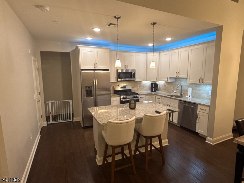 Lakeland Village - Residential