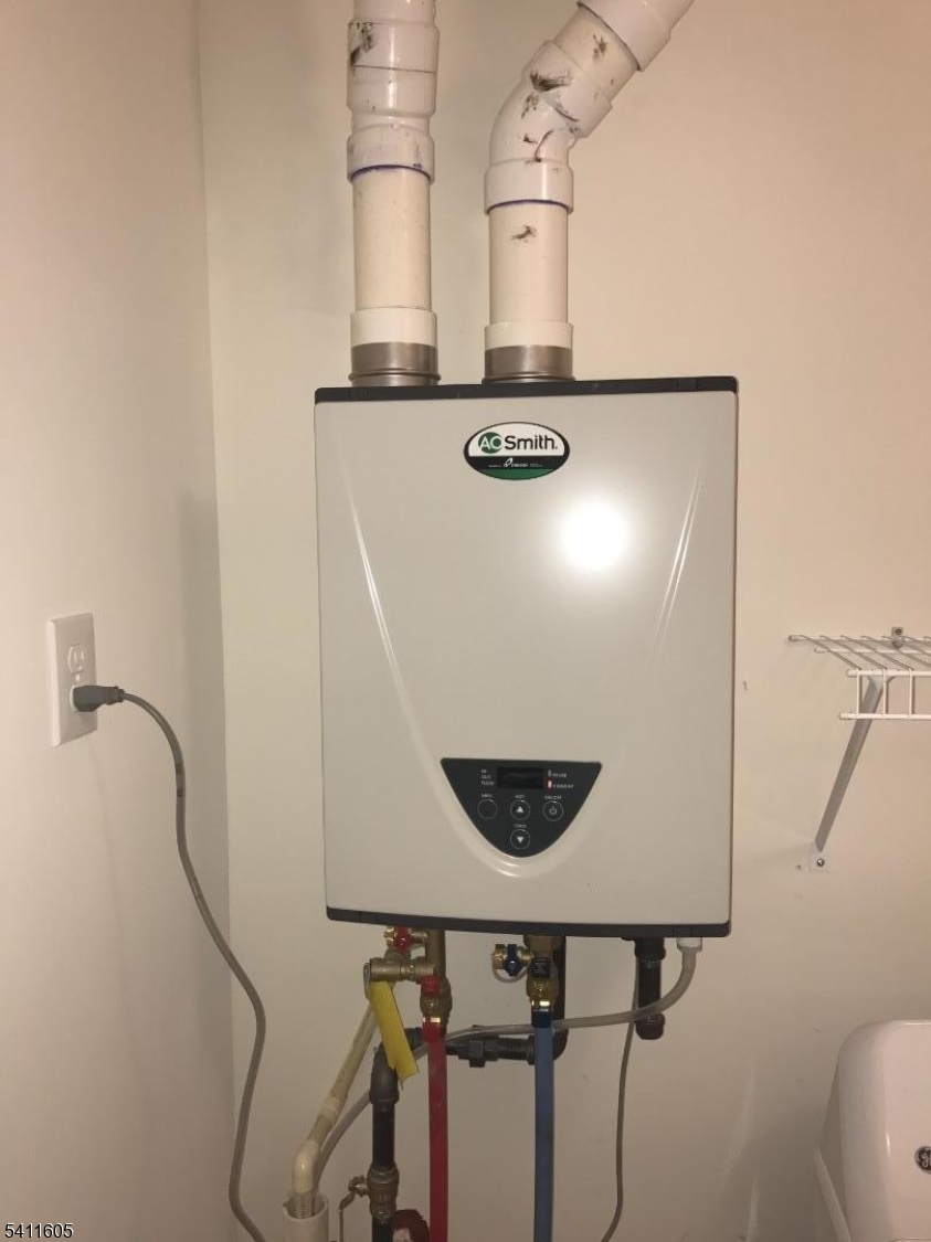 Lakeland Village - Residential