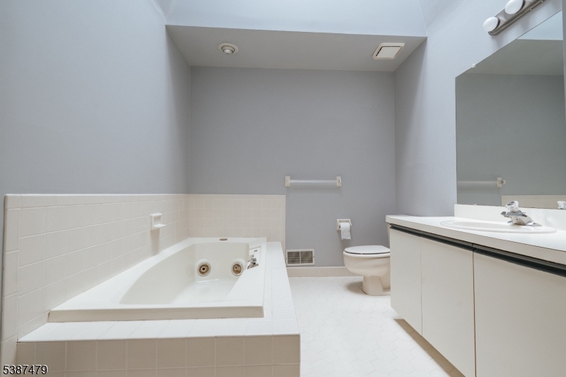 Dorset Hollow - Residential