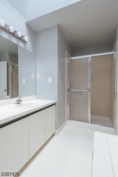 Dorset Hollow - Residential