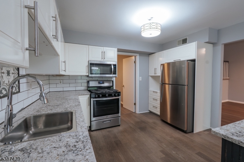 Dorset Hollow - Residential