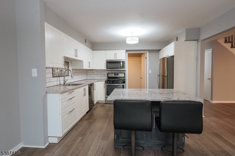 Dorset Hollow - Residential