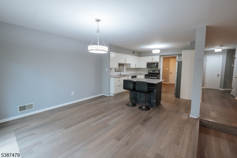 Dorset Hollow - Residential