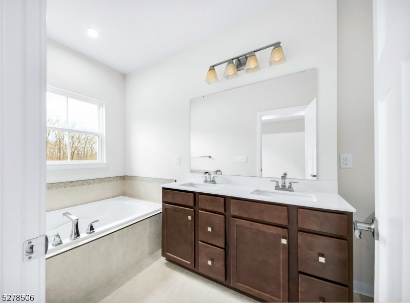 Mountain Ridge - Residential Lease