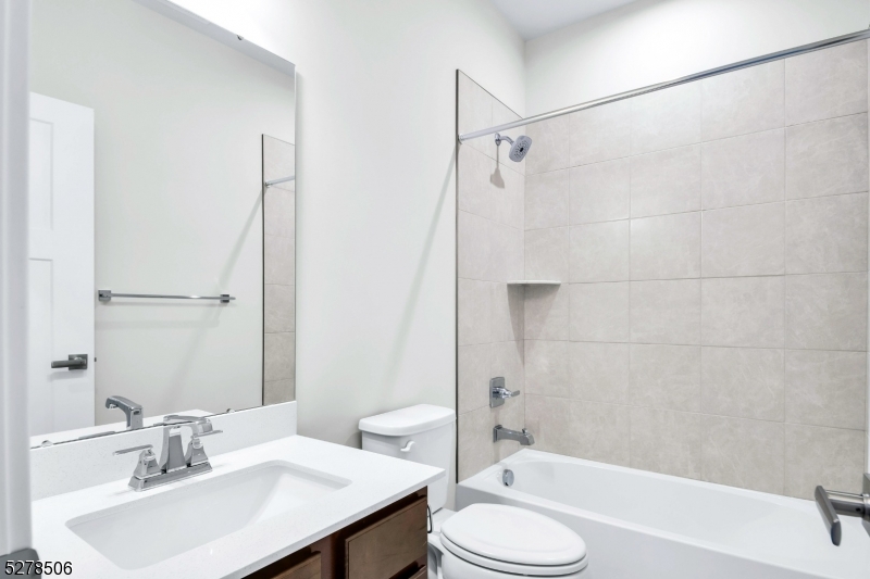 Mountain Ridge - Residential Lease