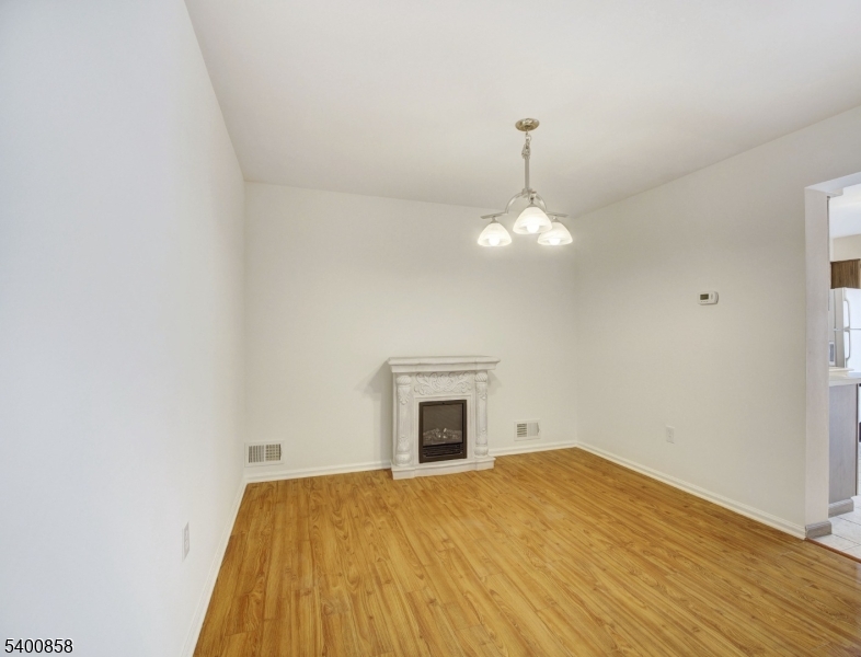 Glenbrooke - Residential