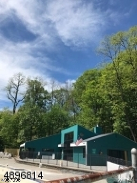 Mountain Club - Residential Lease