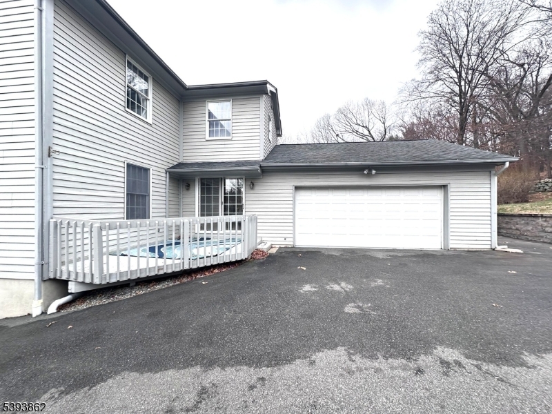 Hill Section - Residential