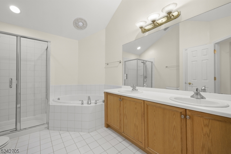 Regency - Residential Lease