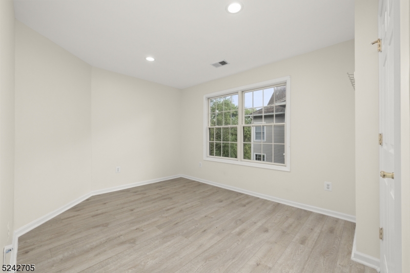 Regency - Residential Lease