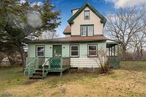 MLS: 3964203