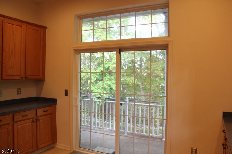 Four Season at Wayne - Residential