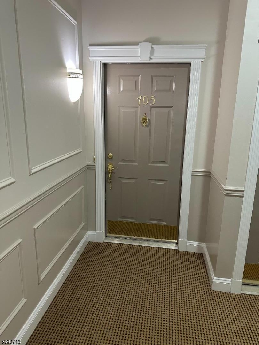 Four Season at Wayne - Residential