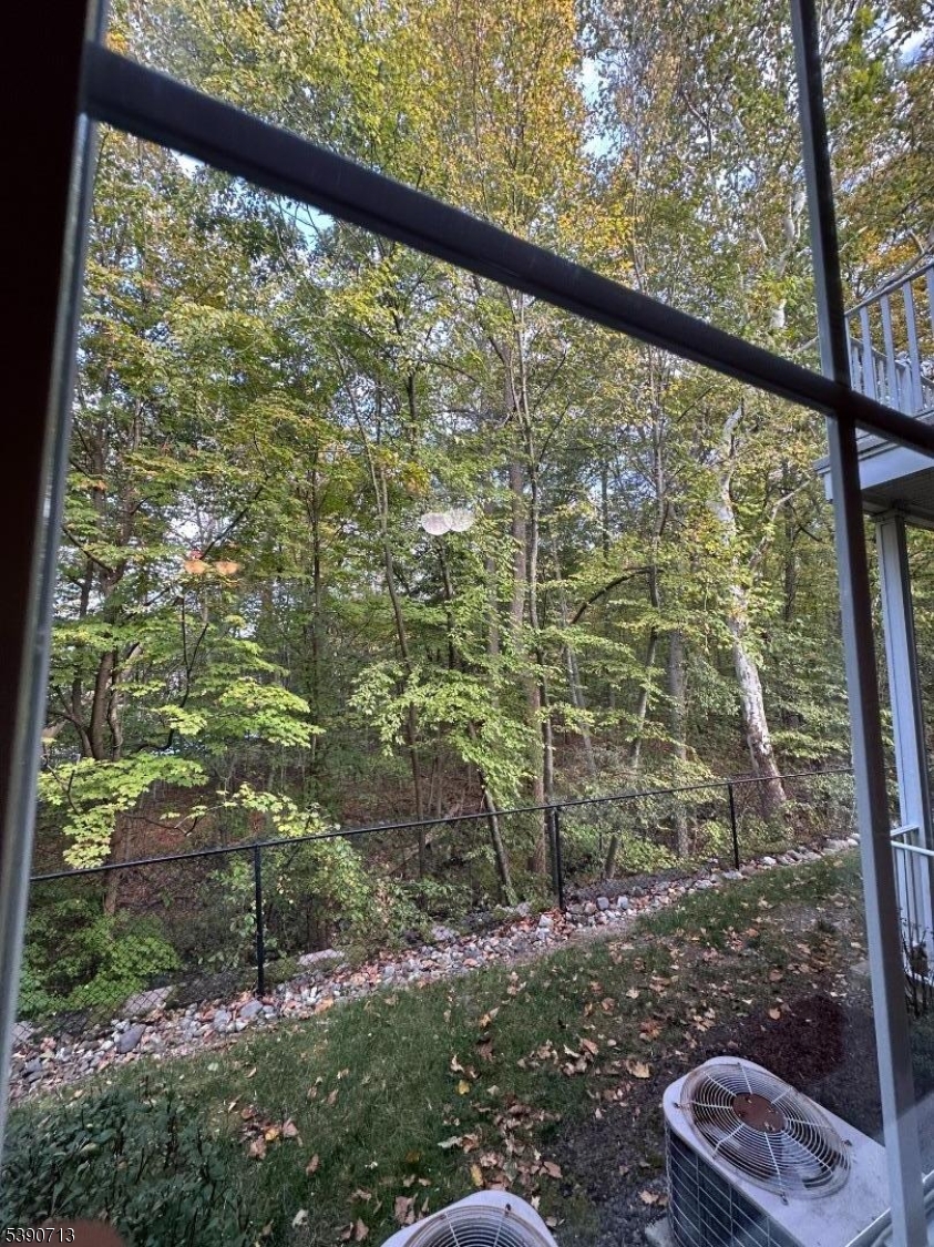 Four Season at Wayne - Residential