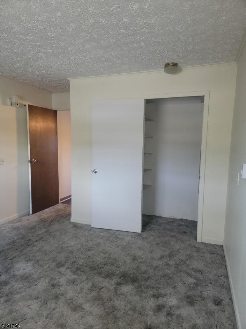 HIGH POINT COUNTRY CLUB - Residential