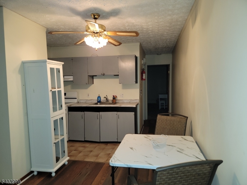 HIGH POINT COUNTRY CLUB - Residential