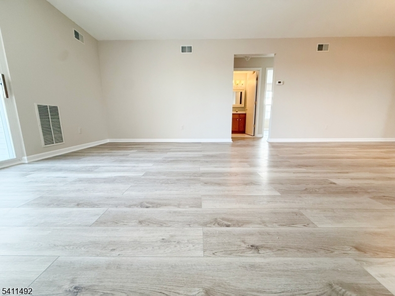 Seasons Glen - Residential