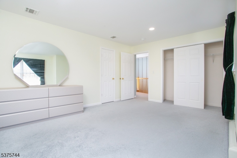 Mazdabrook - Residential Lease