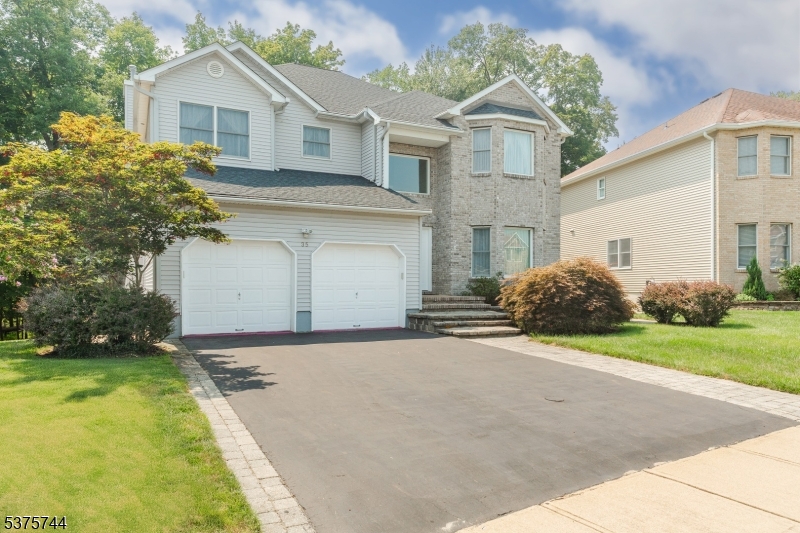 Mazdabrook - Residential Lease