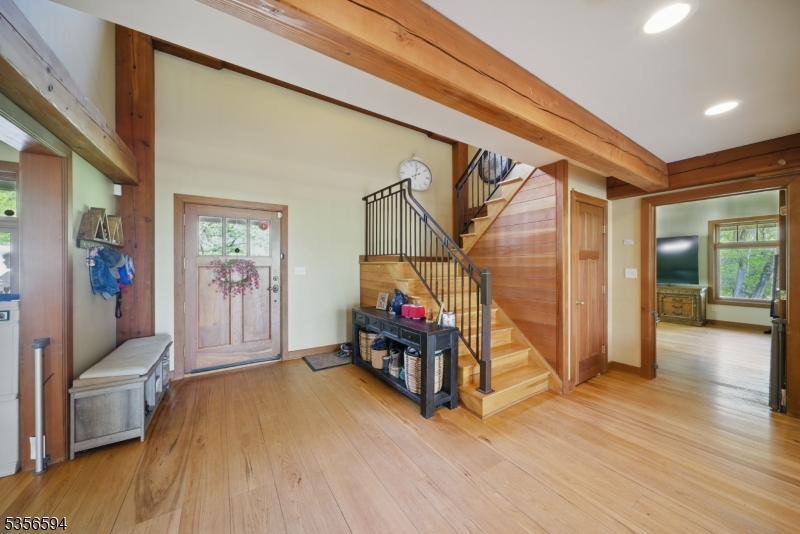 44 Mount Pleasant Rd