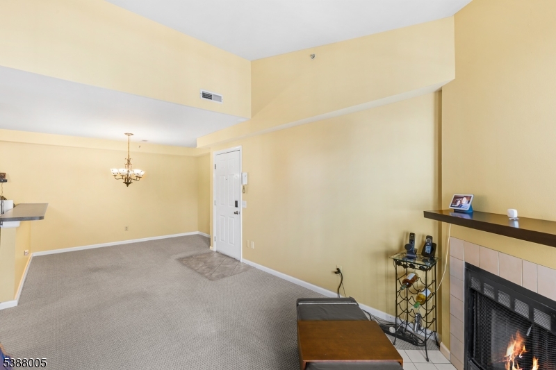 Montville Chase - Residential