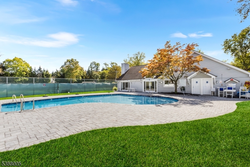 Montville Chase - Residential