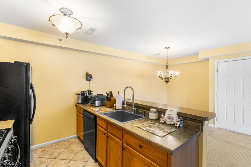 Montville Chase - Residential