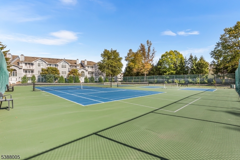 Montville Chase - Residential