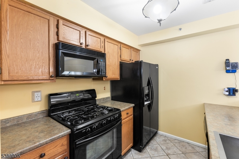 Montville Chase - Residential