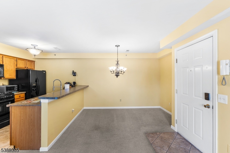 Montville Chase - Residential