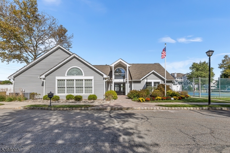 Montville Chase - Residential