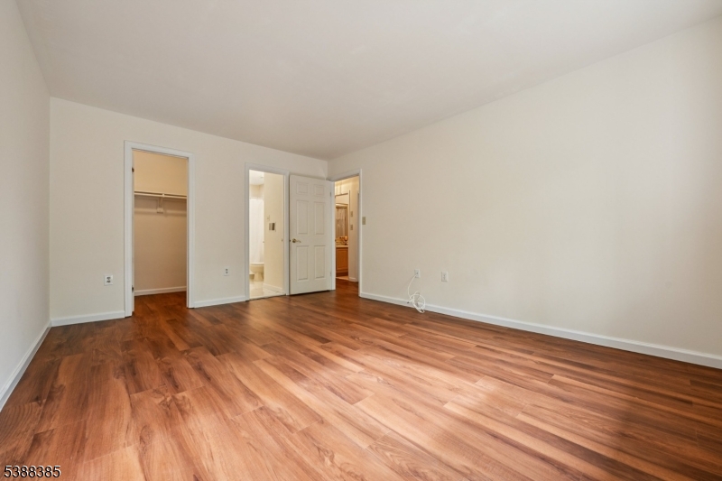 Park Place at the Avenue - Residential