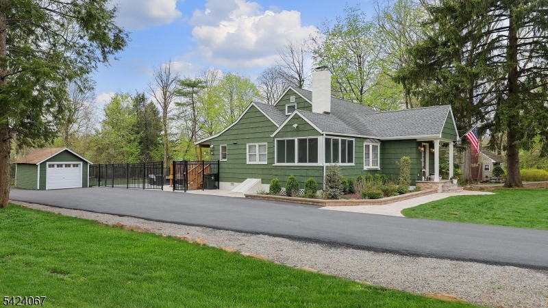 Oak St - Residential