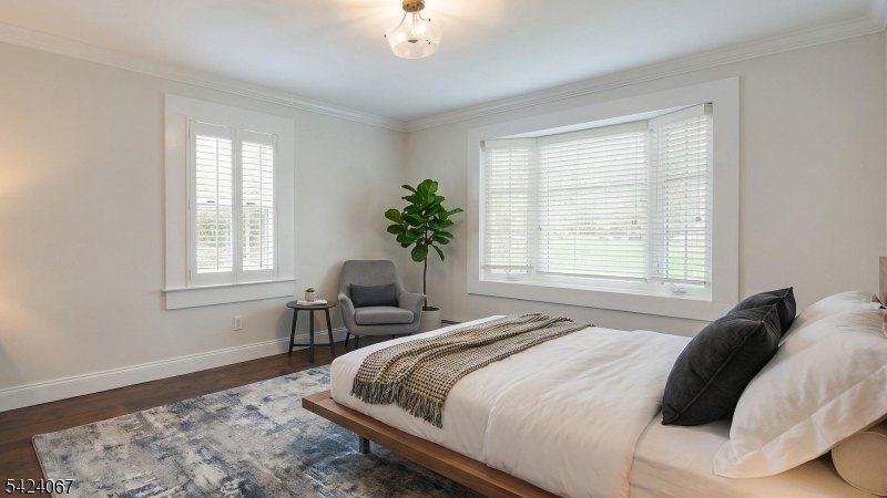 Oak St - Residential