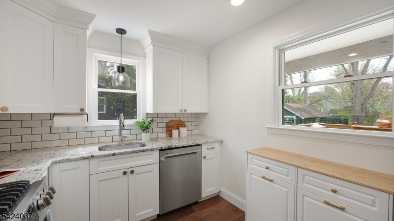 Oak St - Residential