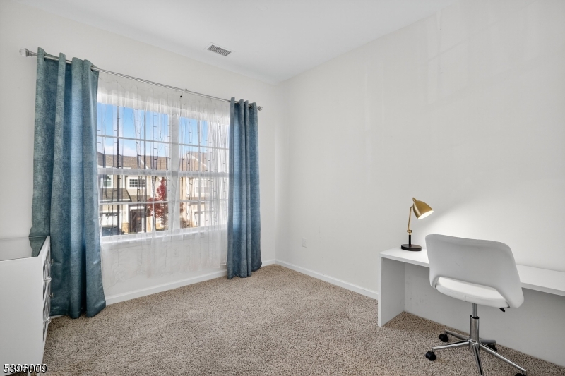 Regents Wharf - Residential