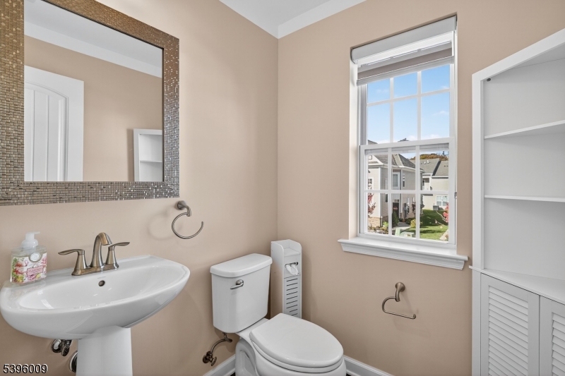 Regents Wharf - Residential