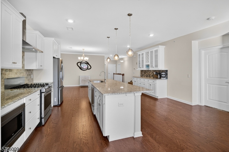 Regents Wharf - Residential