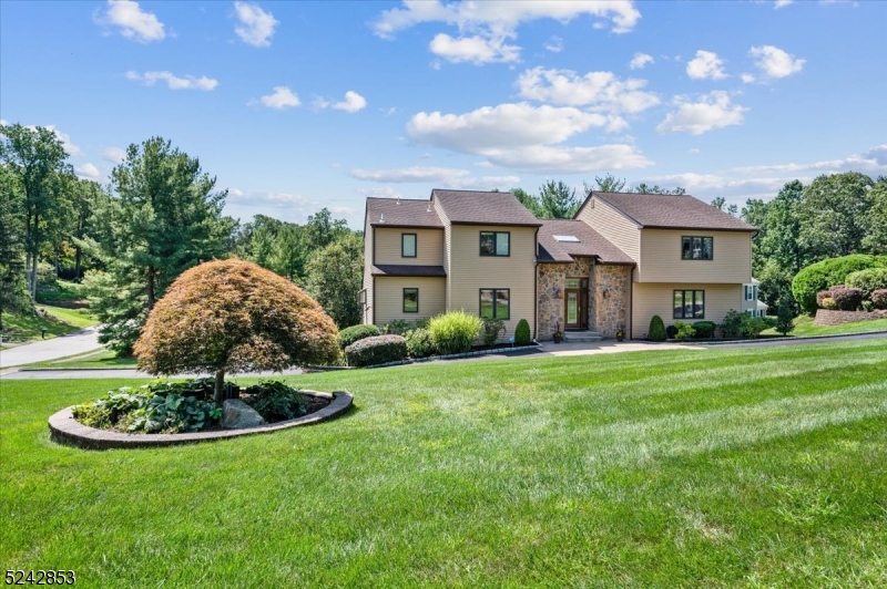 Ironia - Residential